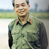 [2013/10/6]ヴォー・グエン・ザップVõ Nguyên Giáp将軍死去