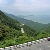 ベトナム中部にある交通の難所であり絶景スポットでもあるハイヴァン峠