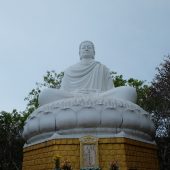 ブンタウにある大きな大仏「釈迦仏台」を見に行こう！