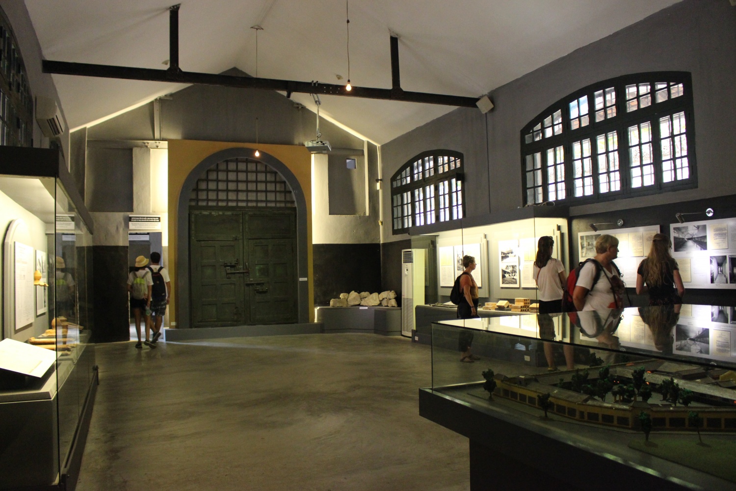 ホアロー収容所 フランス統治時代のベトナムの歴史を知る博物館 ベトナビ