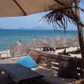 アンバンビーチで綺麗な海と海沿いのレストランを満喫しよう！