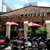 Highlands Coffee – Nguyen Du