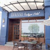 ディルッソカフェ＆ラウンジ(Di lusso Caffè & Lounge)