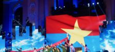 4月30日はベトナム南部解放記念日。ホーチミンではイベントや花火打ち上げが行われ、交通規制もあります。